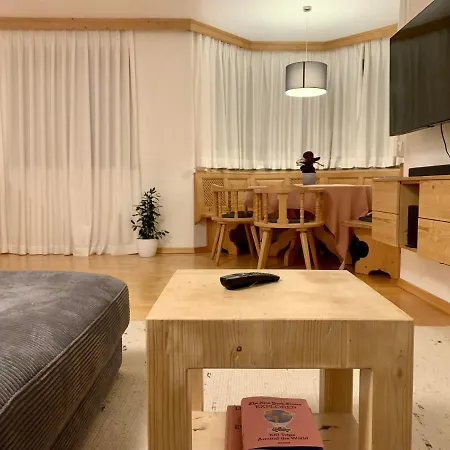 アパート Gundhabing キッツビュール