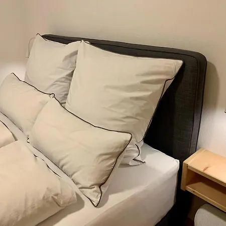 Gundhabing Apartment